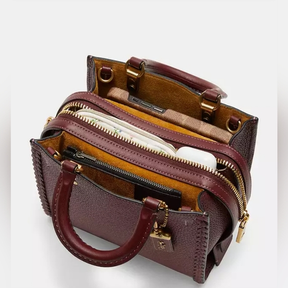 🎀Authentic Coach Rogue 20 With Braid. Pebble Leather Brass /Wine🌺 - Picture 5 of 16